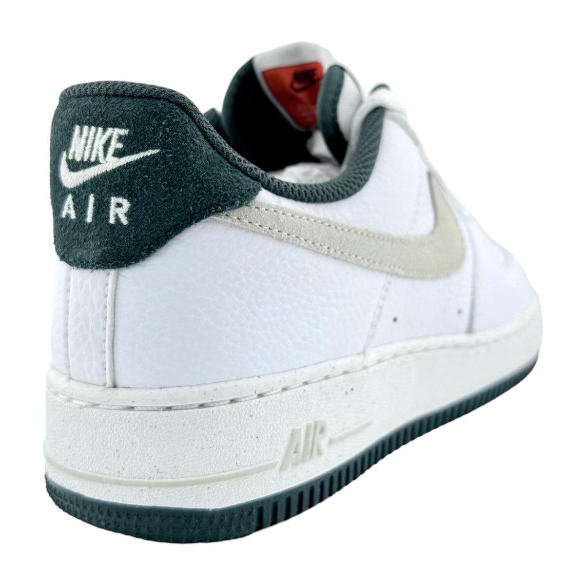 Tenis Marca Nike Air Force 1 07 LOV8 Estilo HF1939-100 - Gava Sport